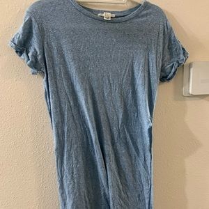 Long short sleeve with slit in sides